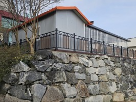 서산 전원주택휀스 테라젠02-02 (바닥 100*100각관철 오일스텐칠, 휀스높이1.2 )