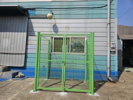 안산이동 주차장, 시설물보호휀스, 분리수거휀스 일반메쉬휀스(높이2.0용. 앙카용)